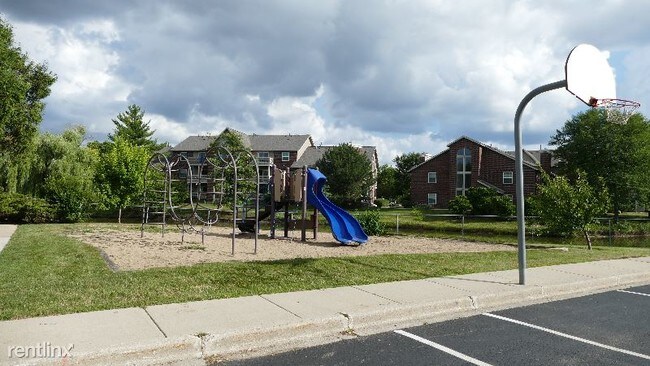 Foto del edificio - 1375 Remington Rd