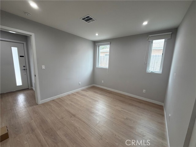 Foto del edificio - 4432 S Centinela Ave