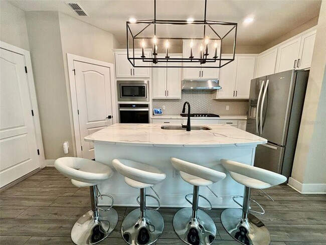 Building Photo - 1399 Greenfield Lp
