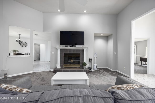 Building Photo - 2388 Halperns Way