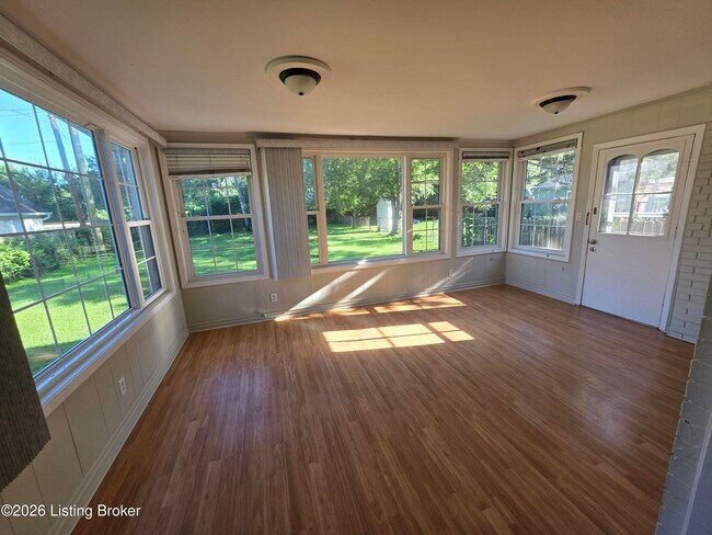 Foto del edificio - 4605 Fox Run Rd