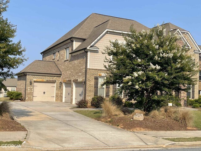 Building Photo - 5815 Jockey Walk