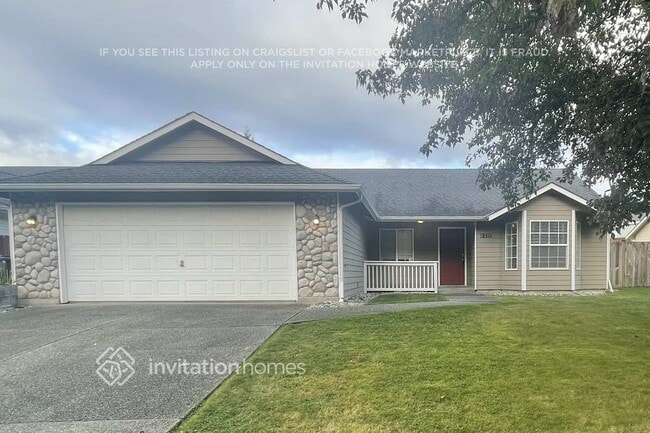 Building Photo - 18511 E Country Club Dr