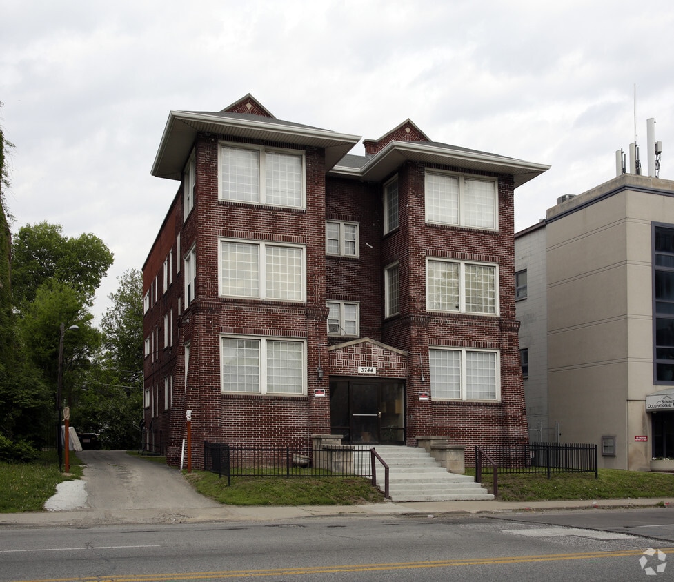 The Tifton Apartments in Indianapolis, IN