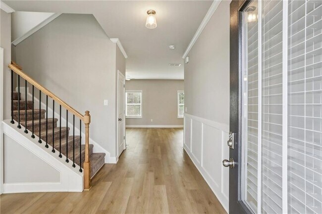 Building Photo - 2099 Easterwood Ct.