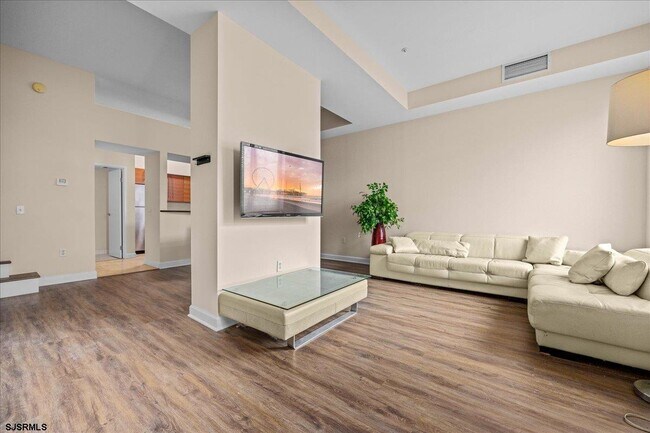 Foto del edificio - 526 Pacific Ave