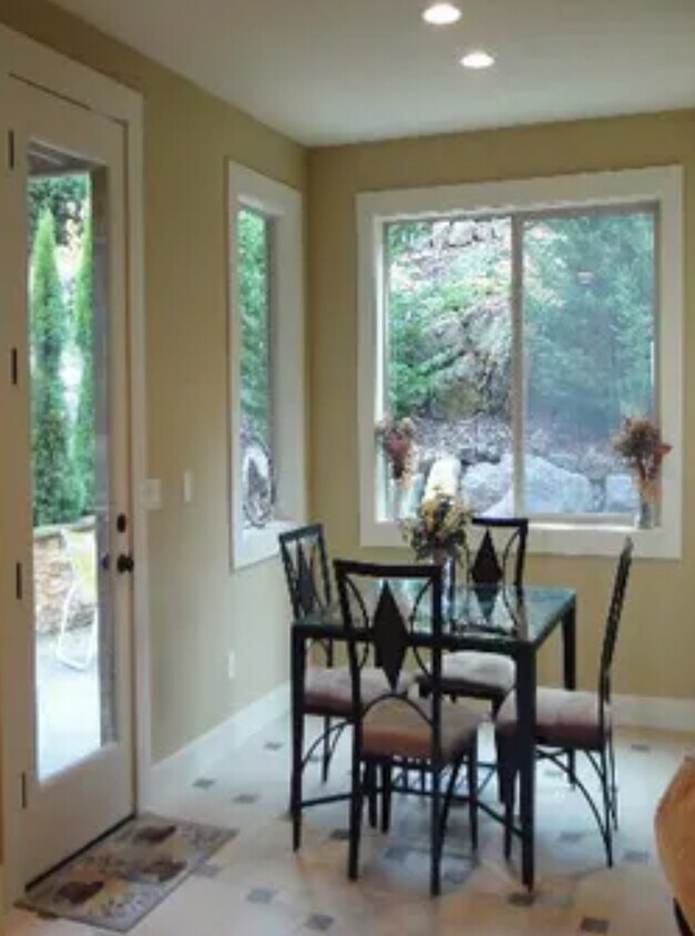 Photo - 835 W U St (Washougal, WA)
