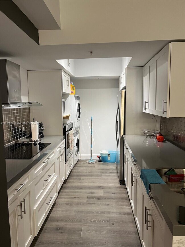 Foto del edificio - 5077 NW 7th St