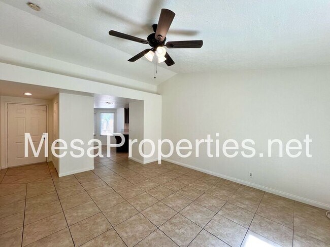 Building Photo - 16461 Spruce St