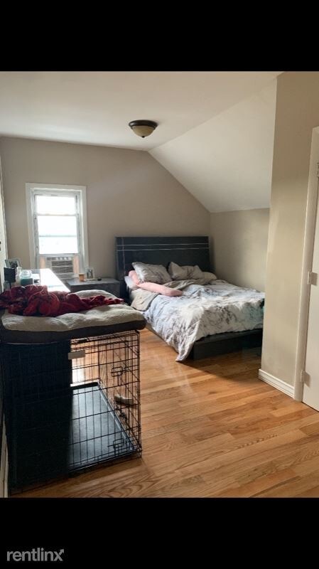 Building Photo - 2 br, 1 bath Apartment - 71 Ridge St 3 Unit 3