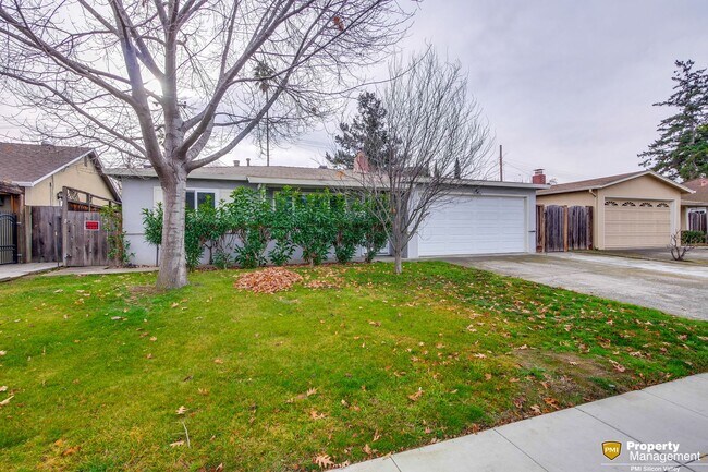 Building Photo - Wow! What a Great Home! Available Soon!