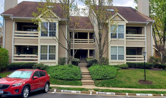 Building & Parking - 6612 Jupiter Hills Cir