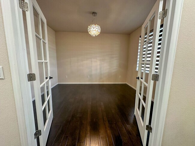 Foto del edificio - The perfect home in the Overlook at Cherry...