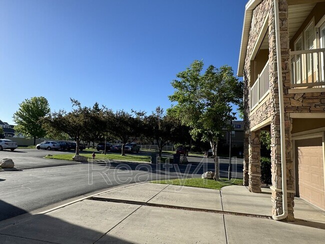 Foto del edificio - 1607 W 110 N