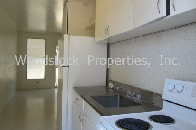 Foto del edificio - 94-231-231 Aniani Pl