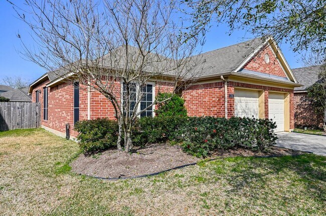 Building Photo - 2106 Castle Gardens Ln