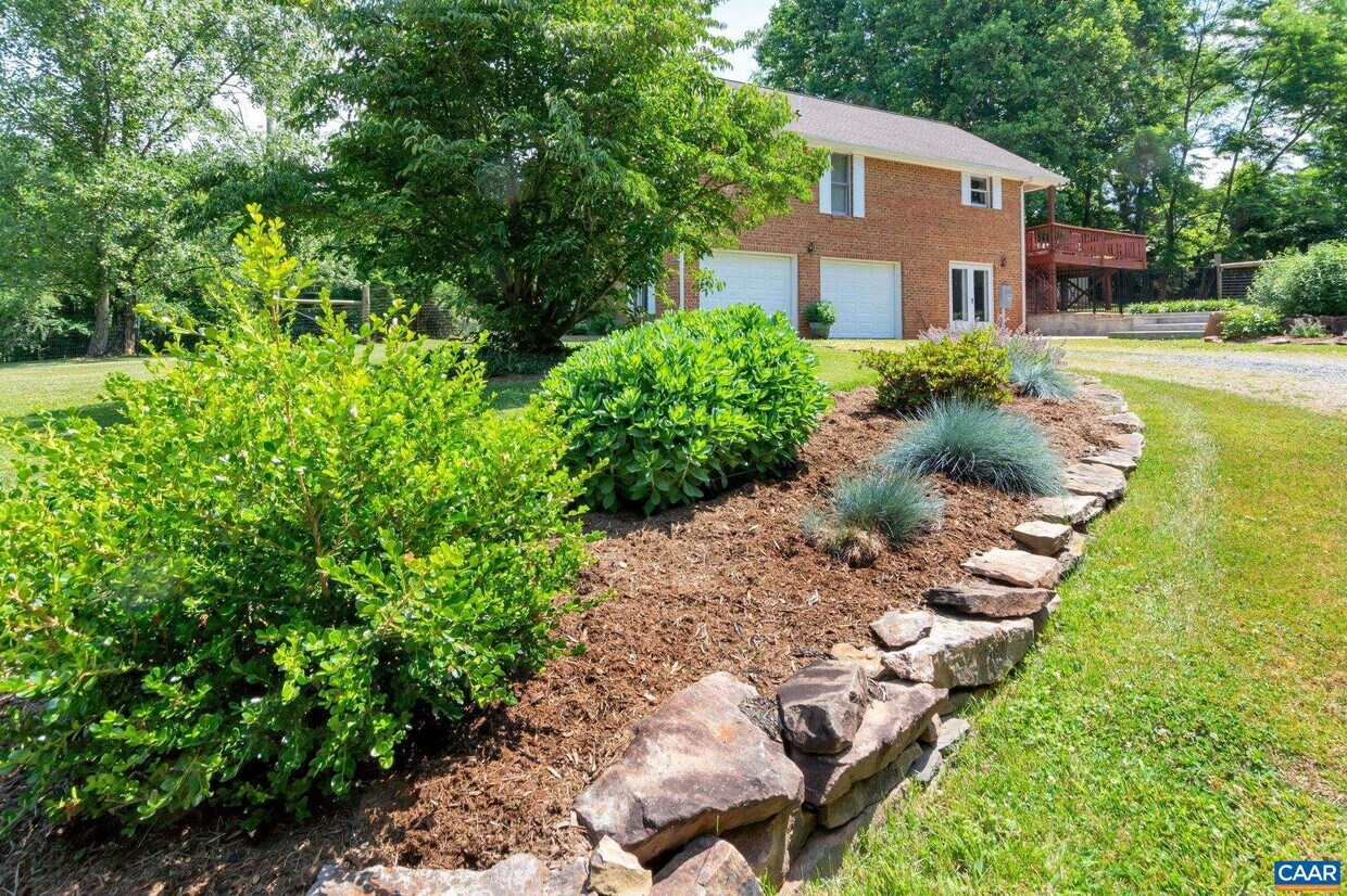 Foto principal - 2915 N Garden Ln