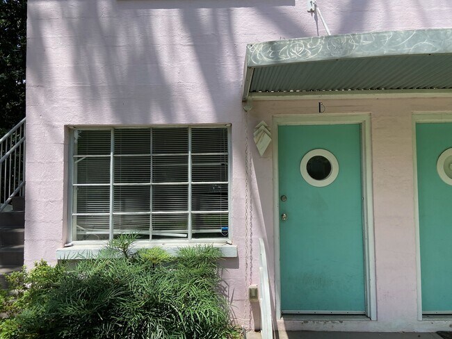 Foto del edificio - 395 Oakland Ave SE
