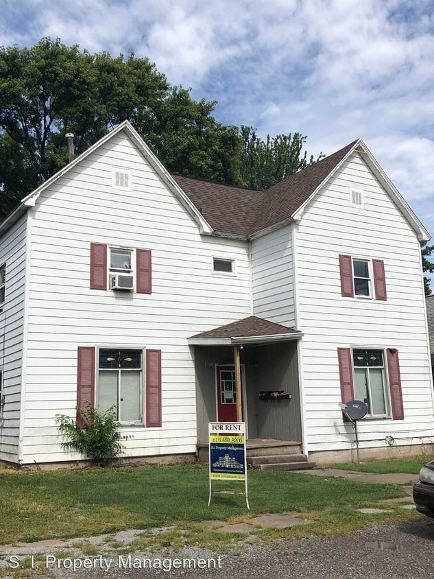 Primary Photo - 109 S 12th St