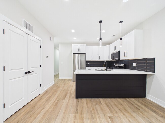Foto del edificio - 6624 S Champlain Ave
