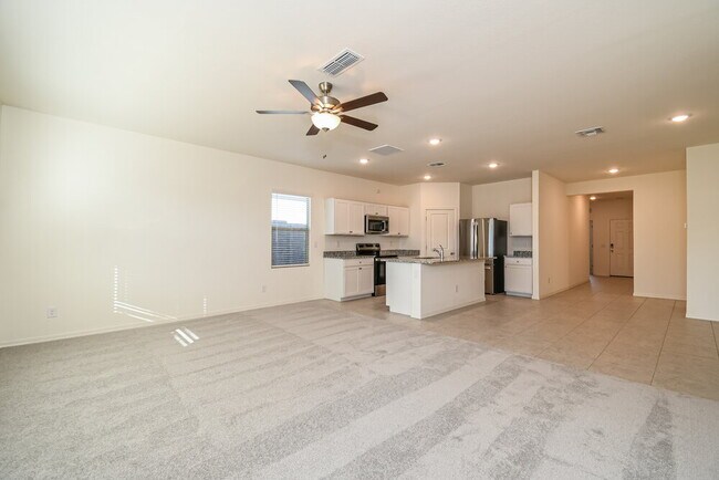 Foto del edificio - 4349 E Kolin Ln