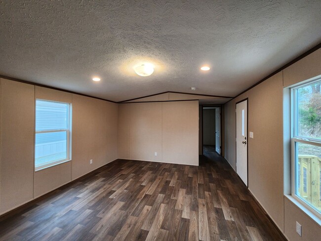 Foto del edificio - 141 Littleton St