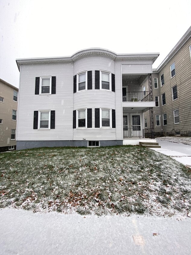 Foto principal - 356 Chandler St