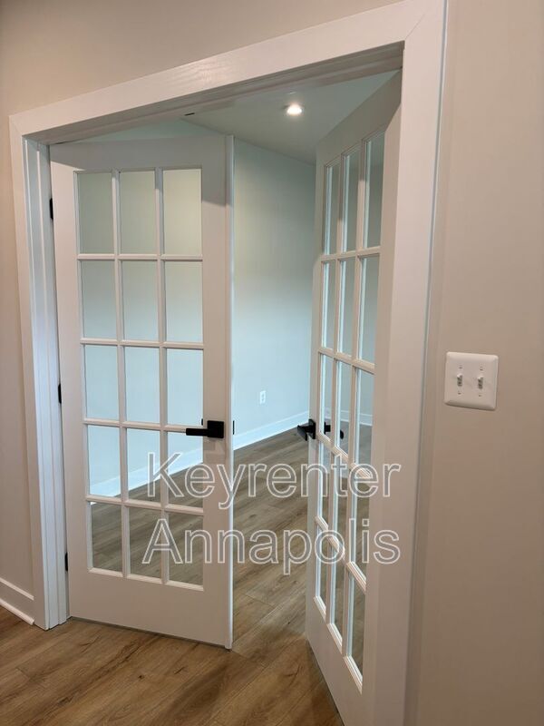 Foto del edificio - 216 Perrys Retreat Blvd