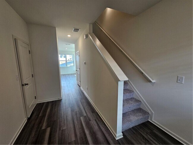Building Photo - 3513 Condor Ct