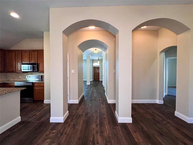 Foto principal - 2808 Fair Timber Way