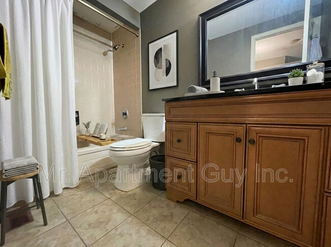 Building Photo - 499 Beechwood Dr