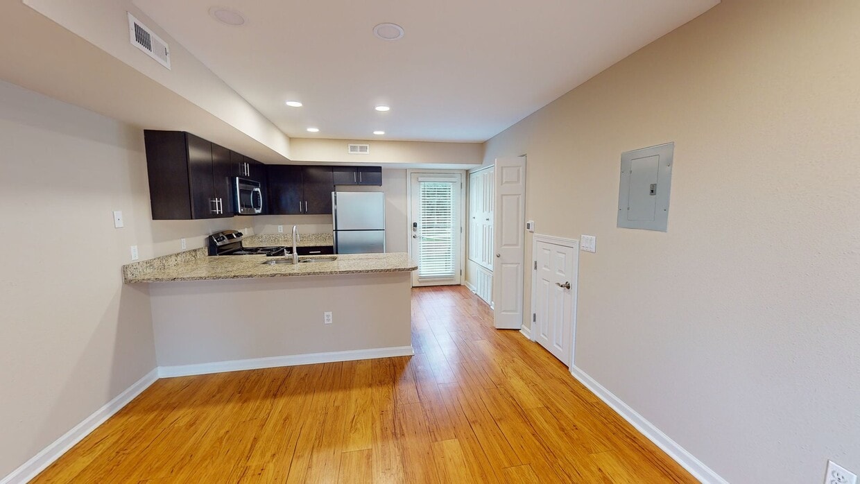 Photo - Boulder Creek Apartments