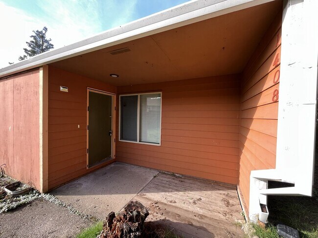 Foto del edificio - Spacious 3-Bedroom Home in Prime highly sought-after West Linn community