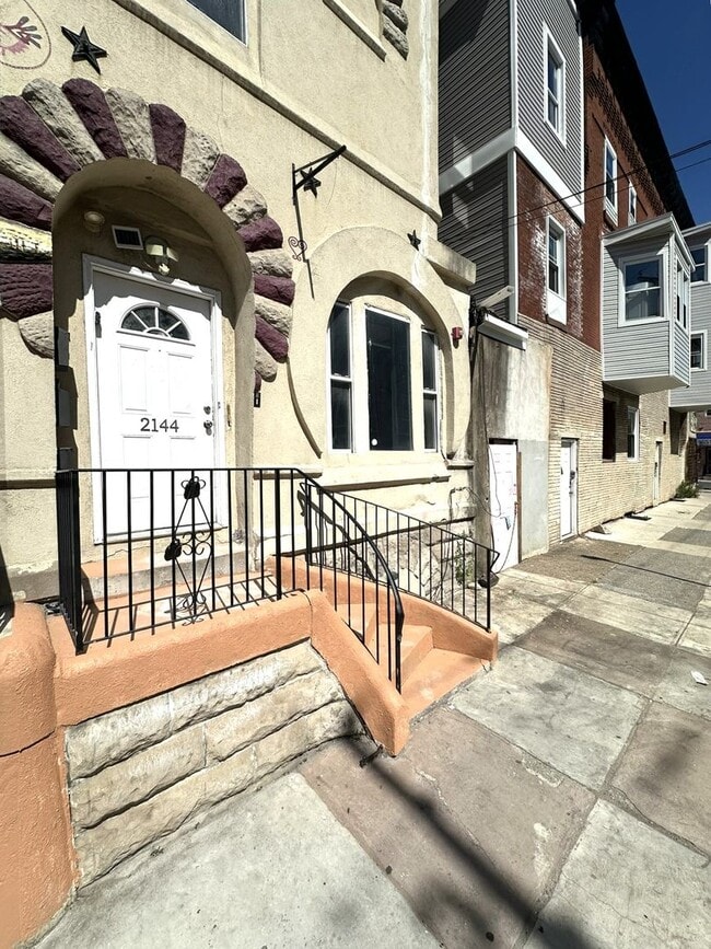 Photo - 18th St N 2144 Apartment