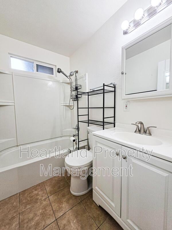 Foto del edificio - 3298 Luna Ave