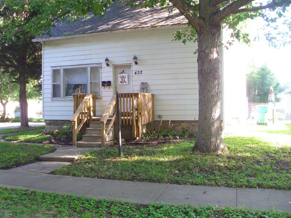 Foto principal - 432 W Jefferson St