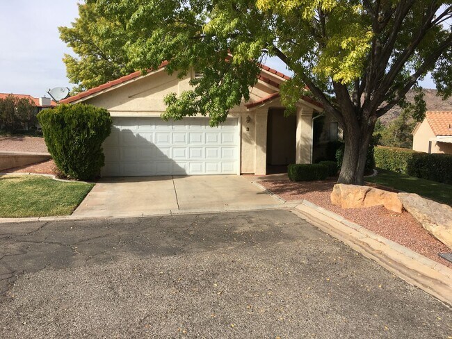 Foto del edificio - Lovely 3-BR Home in Southgate