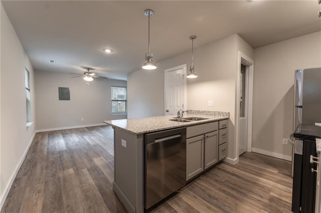 Foto principal - 1342 N Porter Rd