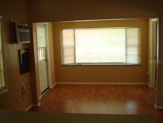 Foto del edificio - 1661 27th Ave N