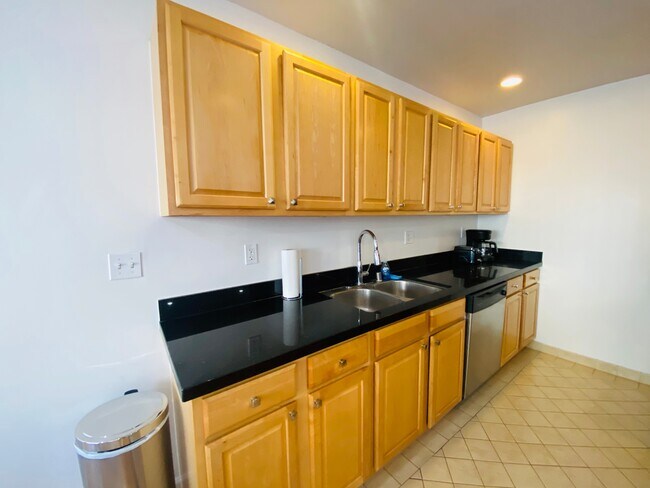 Foto del edificio - 1114 6th St