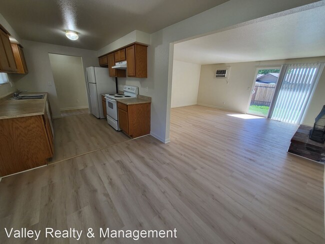 Foto del edificio - 3 br, 2 bath House - 413 Catalpa Way