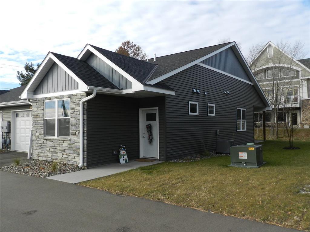 Primary Photo - 11032 183rd Cir NW
