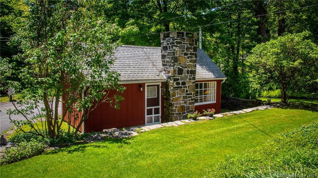 Foto principal - 529 Skiff Mountain Rd
