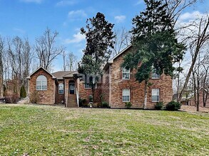 Building Photo - 2122 Creek Trail