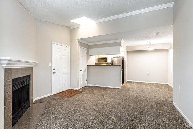 1BR, 1BA - 595SF - Highland Ridge