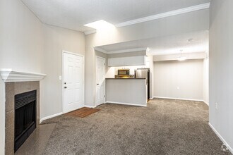 1BR, 1BA - 595SF - Highland Ridge