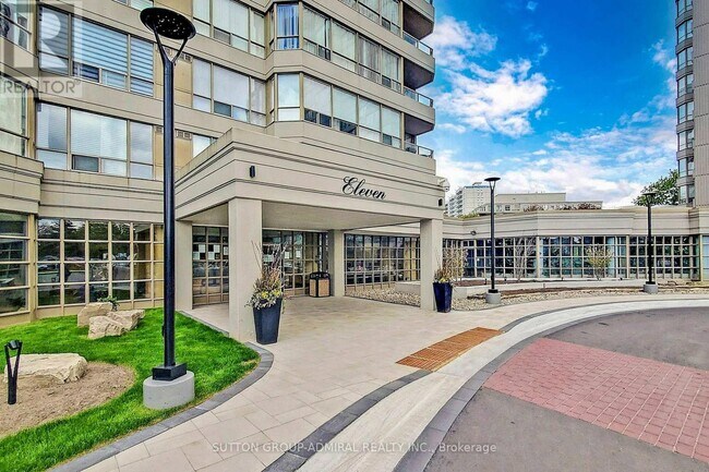 Photo du bâtiment - 11 Townsgate Dr