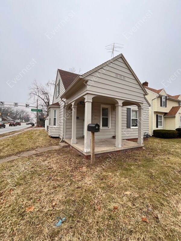 Foto del edificio - 3748 Douglas Rd