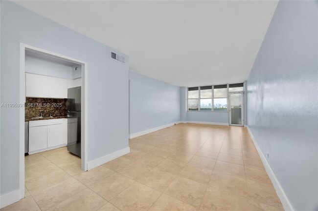 Foto del edificio - 7441 Wayne Ave