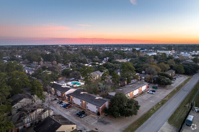 Contexto y perspectiva - 800 Bellshire Apartments